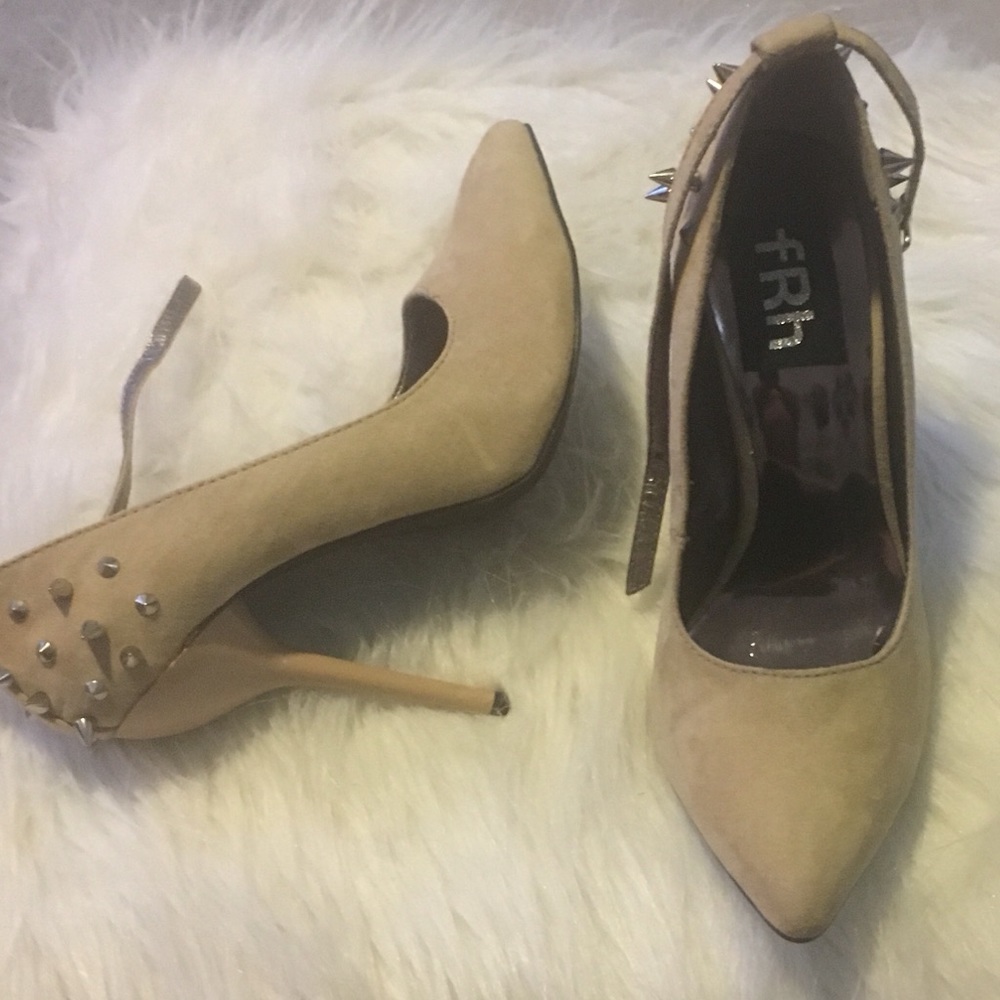 Spike Ankle wrapped Stilettos!!!
